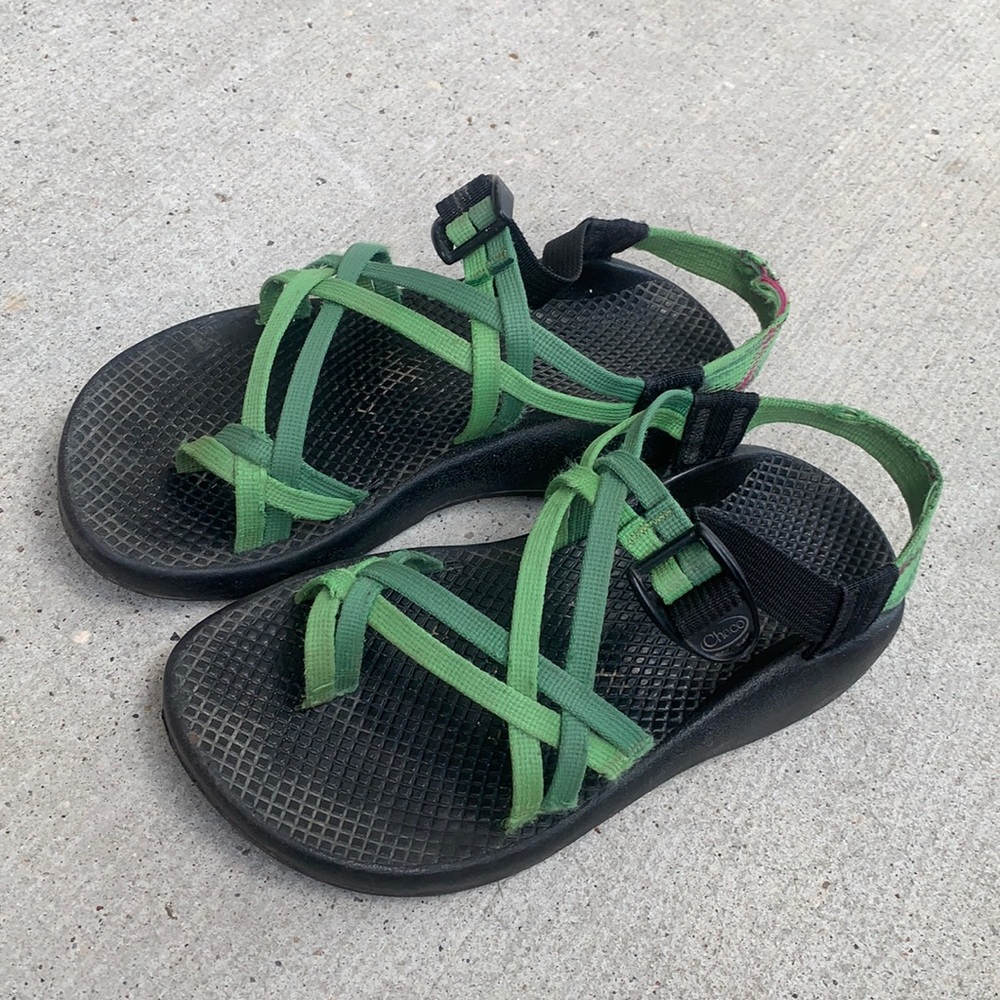 Double strap green chacos size 6